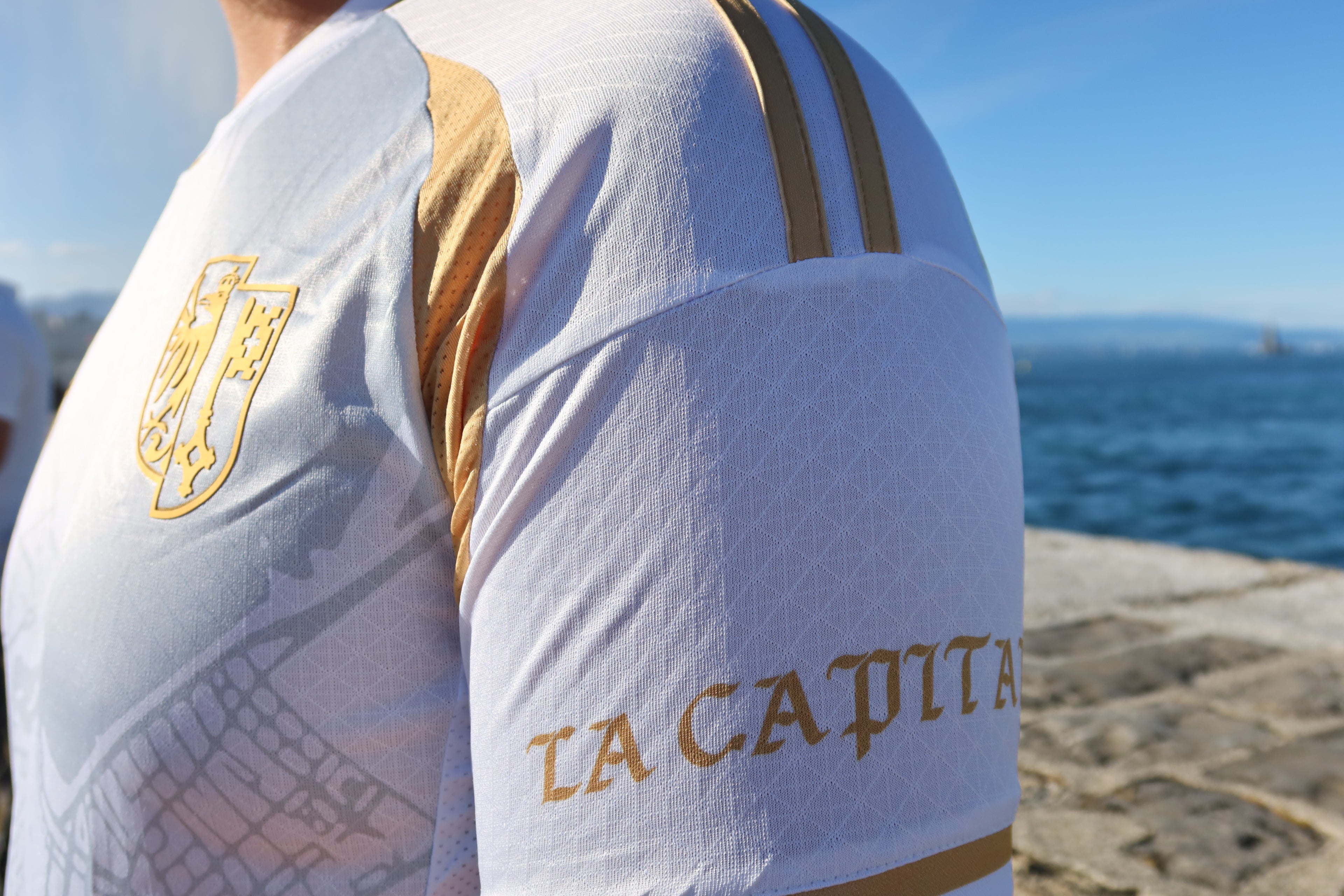 Maillot Genève La Capitale Or Unisexe